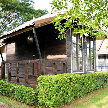 Chanpraya Resort Chanthaburi Exterior photo