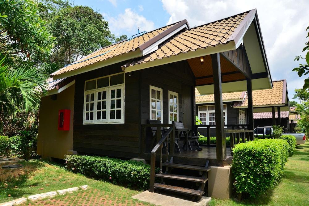 Chanpraya Resort Chanthaburi Exterior photo