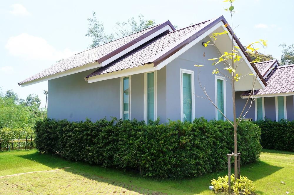Chanpraya Resort Chanthaburi Exterior photo