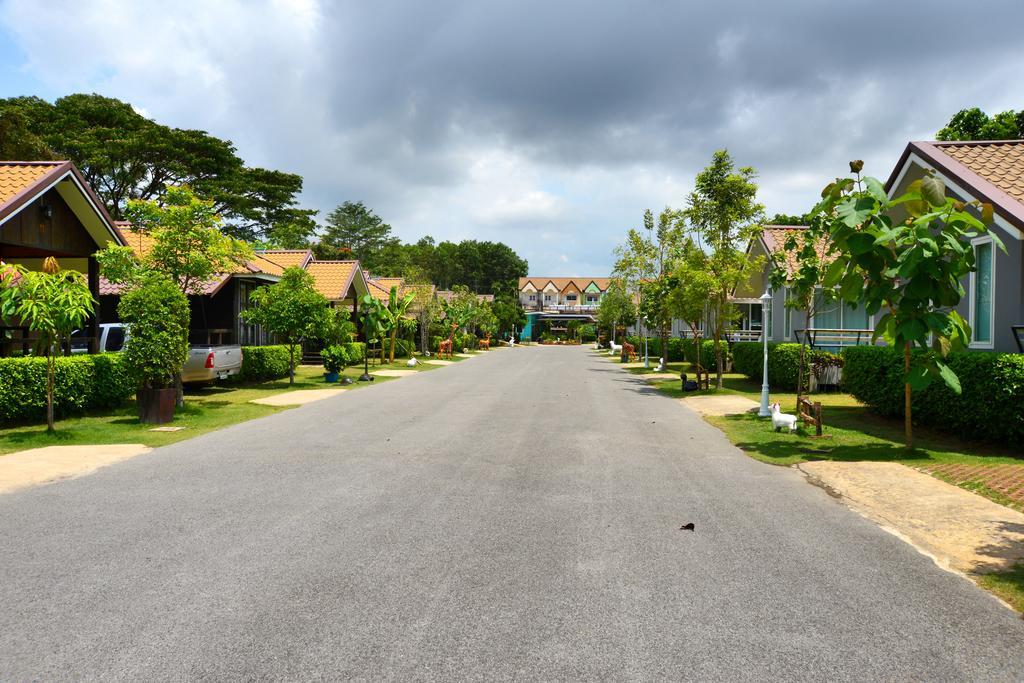 Chanpraya Resort Chanthaburi Exterior photo